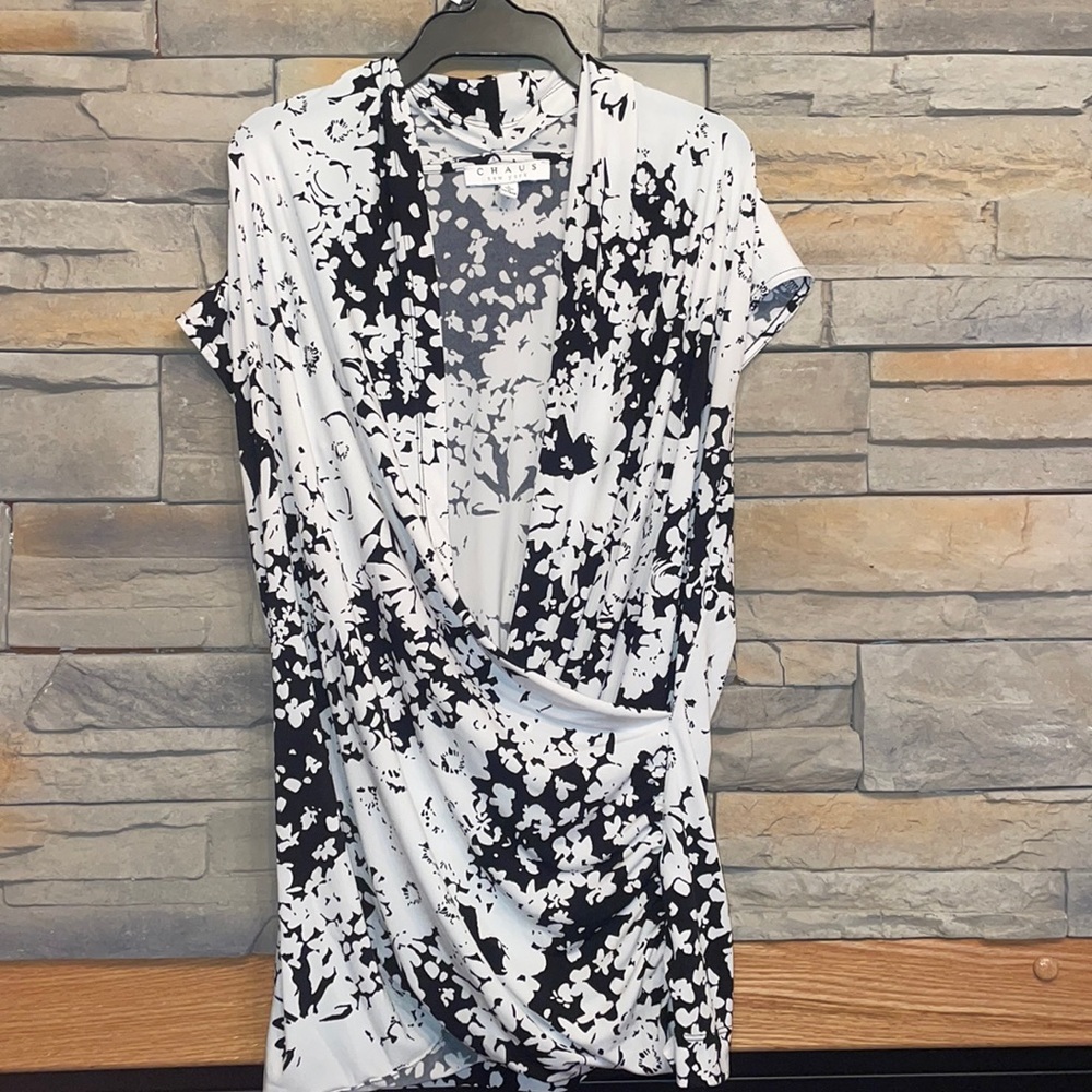 Chaus New York top